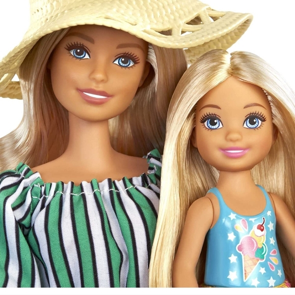 Barbie Ice Cream Cafe Playset with Barbie and Chelsea Dolls Brand New! - Picture 3 of 8